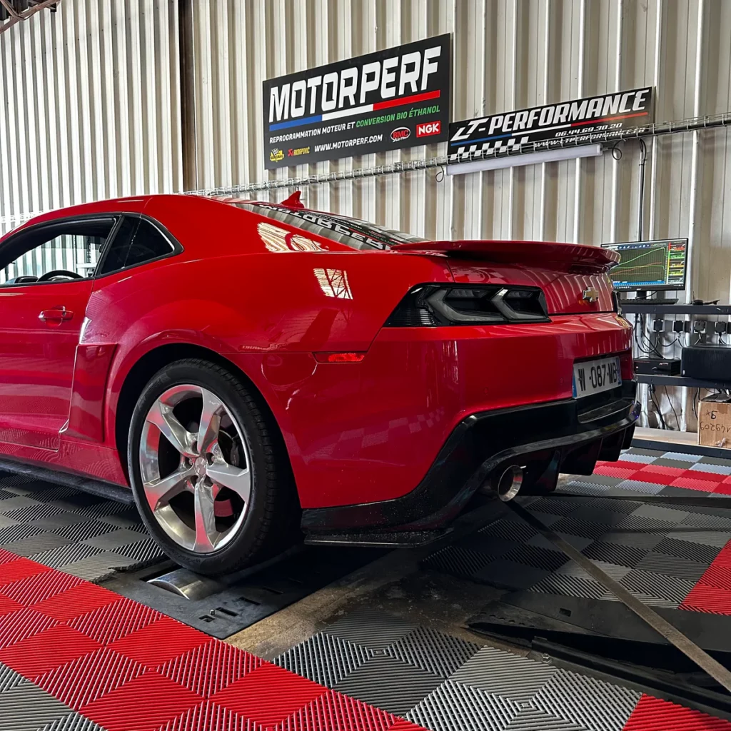voiture rouge